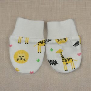 Giraffe print mittens for newborns