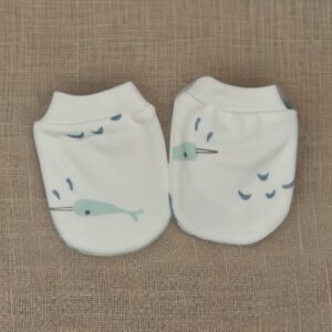 mittens for newborn babies