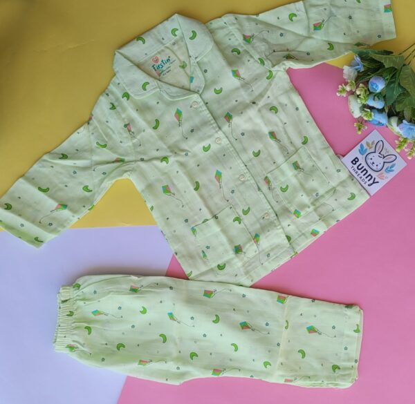 Organic muslin cotton night suit for babies