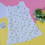 Car print sleeveless muslin frock