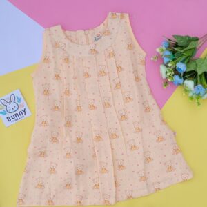 Sleeveless muslin frock for 1-2 year baby