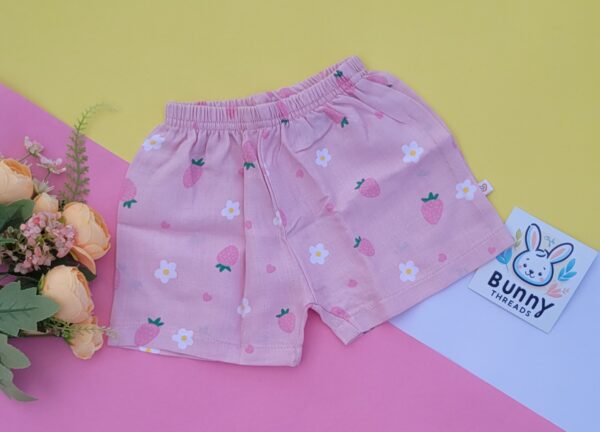 Organic muslin cotton shorts for baby